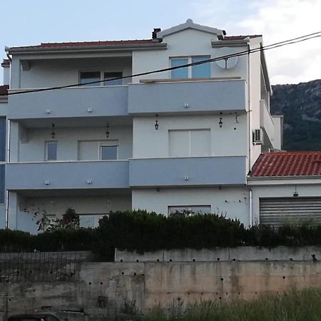 Apartment Istuk Каштела Екстер'єр фото