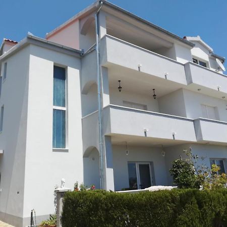 Apartment Istuk Каштела Екстер'єр фото