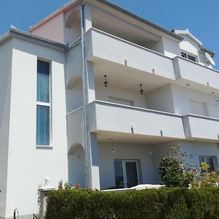 Apartment Istuk Каштела Екстер'єр фото