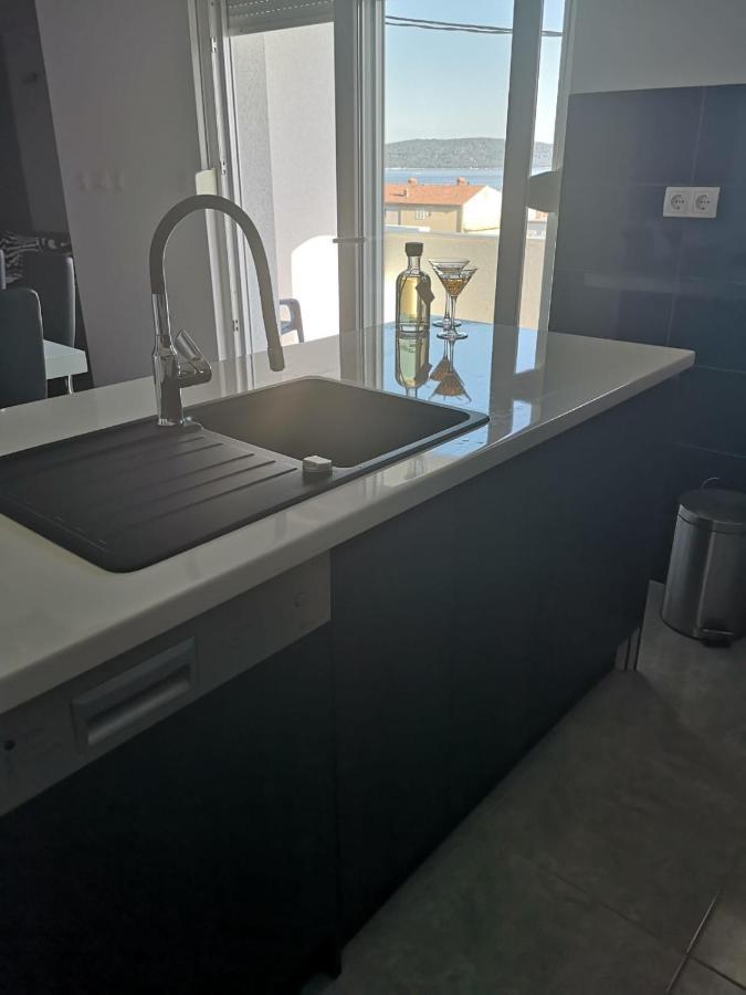 Apartment Istuk Каштела Екстер'єр фото